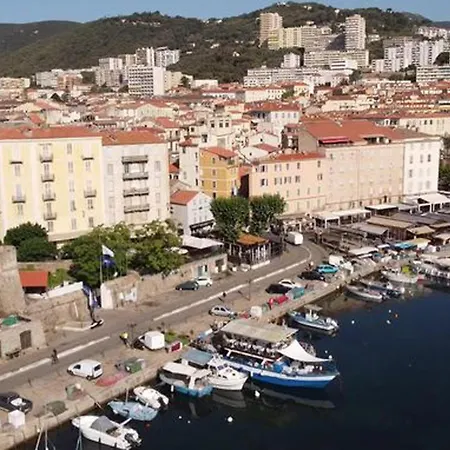 Apartment 3 Bedroom Cozy Apartment In Ajaccio *