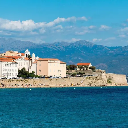 3 Bedroom Cozy Apartment In Ajaccio Apartment *
