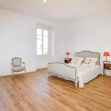 Apartment 3 Bedroom Cozy Apartment In Ajaccio Ajaccio (Corsica)